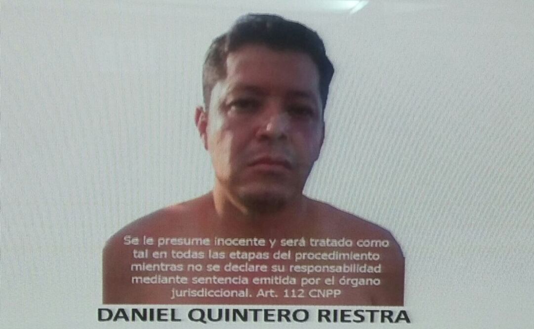 FOTOGRAFÍA DEL DETENIDO MOSTRADA DURANTE LA CONFERENCIA DE PRENSA. CRÉDITO JUAN CARLOS REYES EL UNIVERSAL