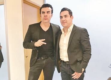 Omar y Adrián empujan puertas