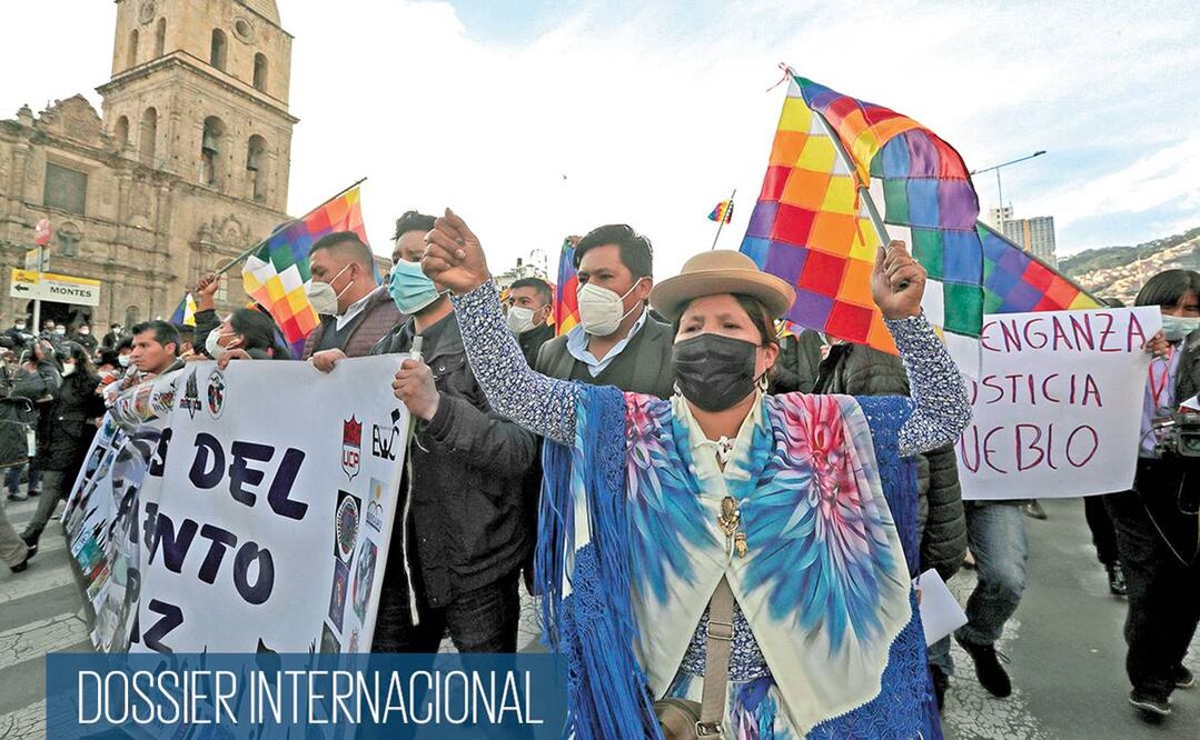 Simpatizantes del gobierno del presidente de Bolivia, Luis Arce, en La Paz. Foto: Martin Alipaz/ EFE