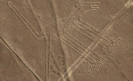 Camión daña las milenarias Líneas de Nazca en Perú