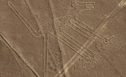 Camión daña las milenarias Líneas de Nazca en Perú