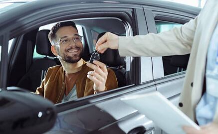 Venta de autos nuevos crece 12% en agosto