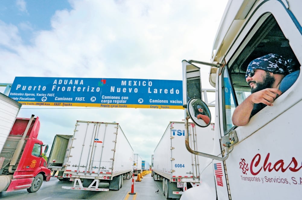 De acuerdo con el estudio de la Amcham, la integración en la frontera con EU creará casi 96 mil empleos en el lado mexicano (ARCHIVO EL UNIVERSAL)