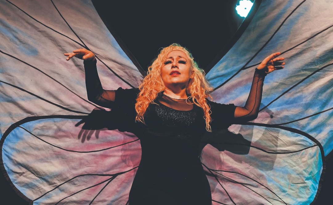 La agrupación ofreció una pequeña muestra escénica durante el anuncio del programa celebratorio por su décimo aniversario. Foto: de DIEGO SIMÓN SÁNCHEZ. el universal