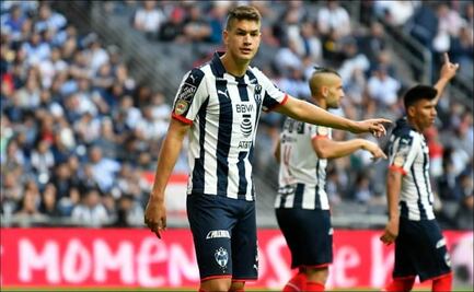 Vincent Janssen recomienda a César Montes irse al futbol de Turquía