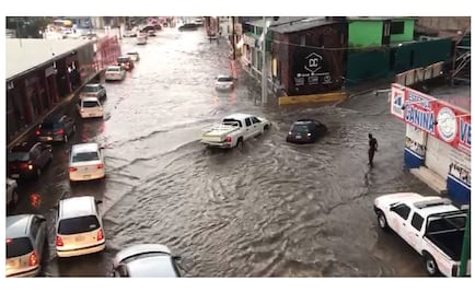 Lluvias dejan inundaciones en avenidas del Edomex