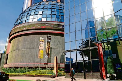 Analistas privados calculan un dólar más caro para este año