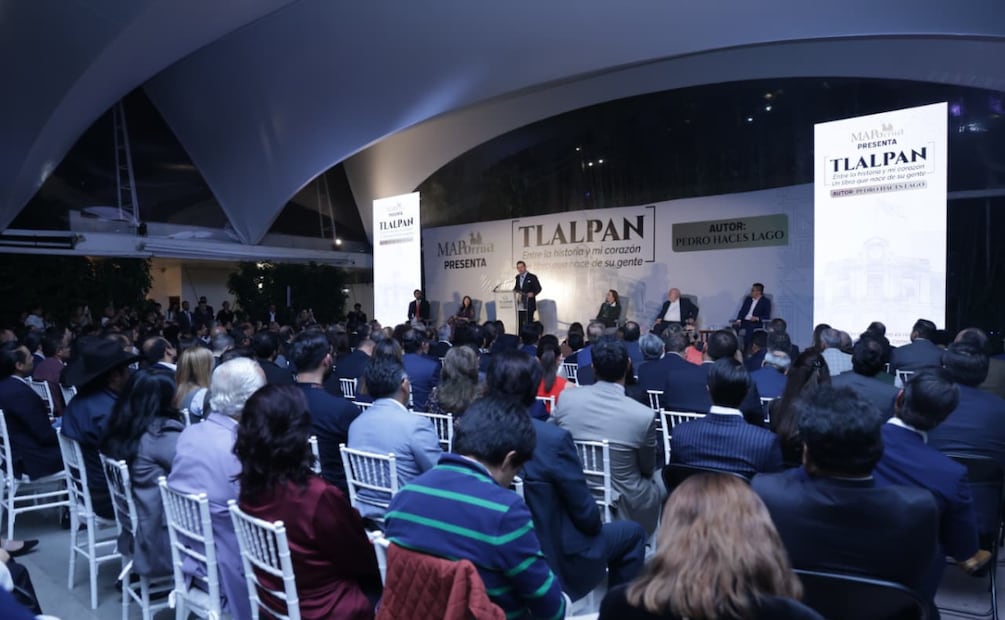 Dentro del libro se mencionan hechos históricos de la demarcación, como la primera llamada telefónica de América Latina. | Foto: Fernanda Rojas.