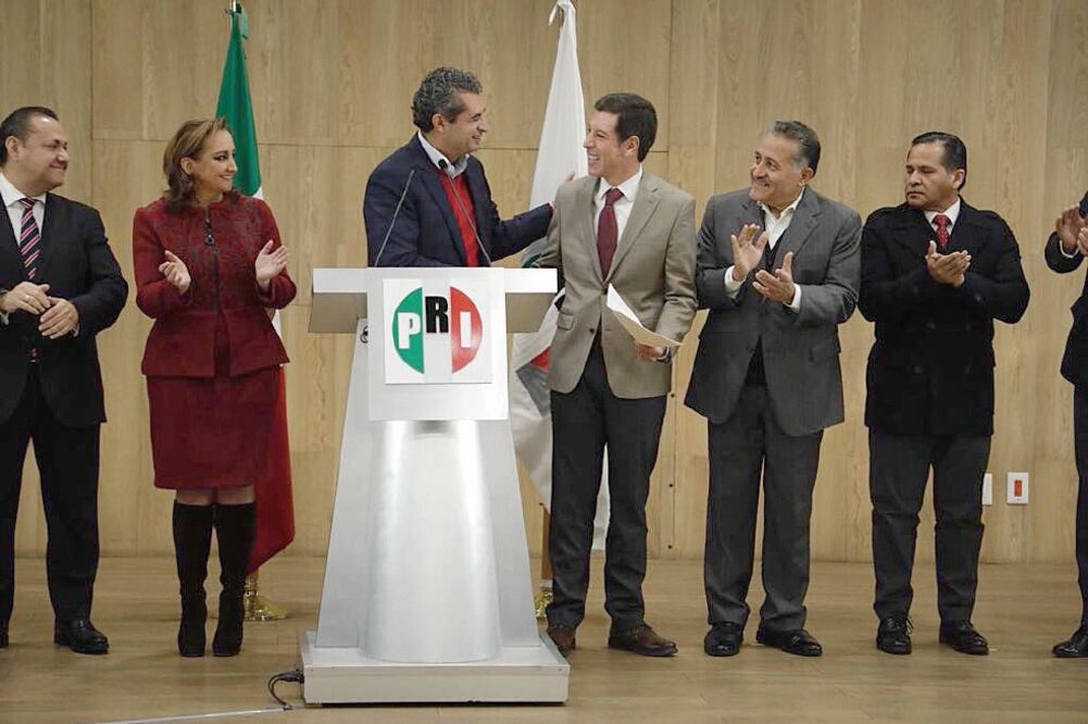 Cierran filas. Enrique Ochoa destacó que Miguel Castro es “un hombre de familia y un servidor público ejemplar”. (TOMADA DE TWITTER)