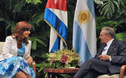 Cristina K. se reúne con Fidel Castro en La Habana