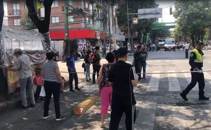 Vecinos cierran calles en Azcapotzalco ante desabasto de agua