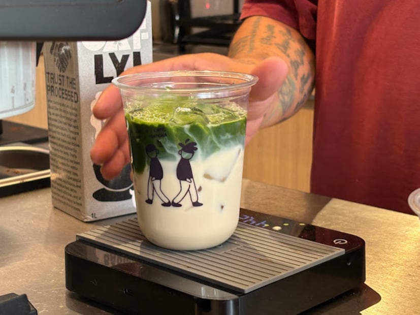 En HEMA Matcha y Café puedes elegir la leche que más te guste. Foto: Usuario de Google Xime