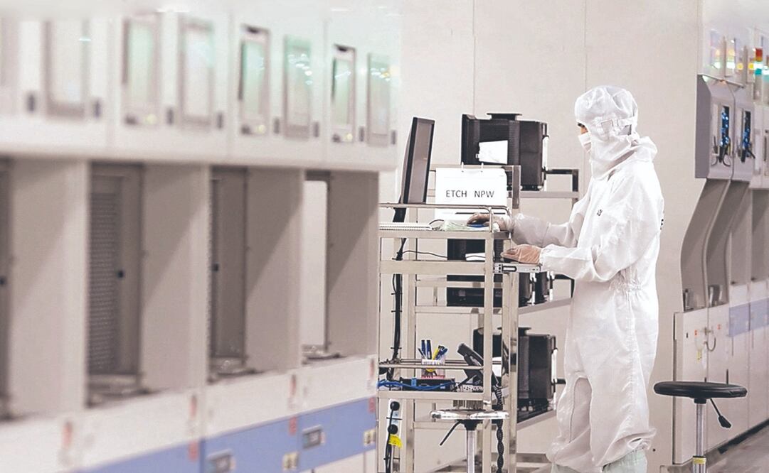Un taller de CanSemi Technology Inc. en Guangzhou, provincia de Guangdong, sur de China. La ciudad de Guangzhou ha intensificado sus esfuerzos para impulsar el crecimiento de su industria de semiconductores y circuitos integrados.  Foto: Deng Hua/ AFP