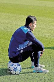 A Guardado y Moreno les urge ganar