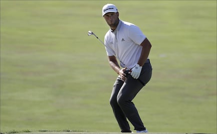 El español Jon Rahm va por el título y la cima en el PGA Tour