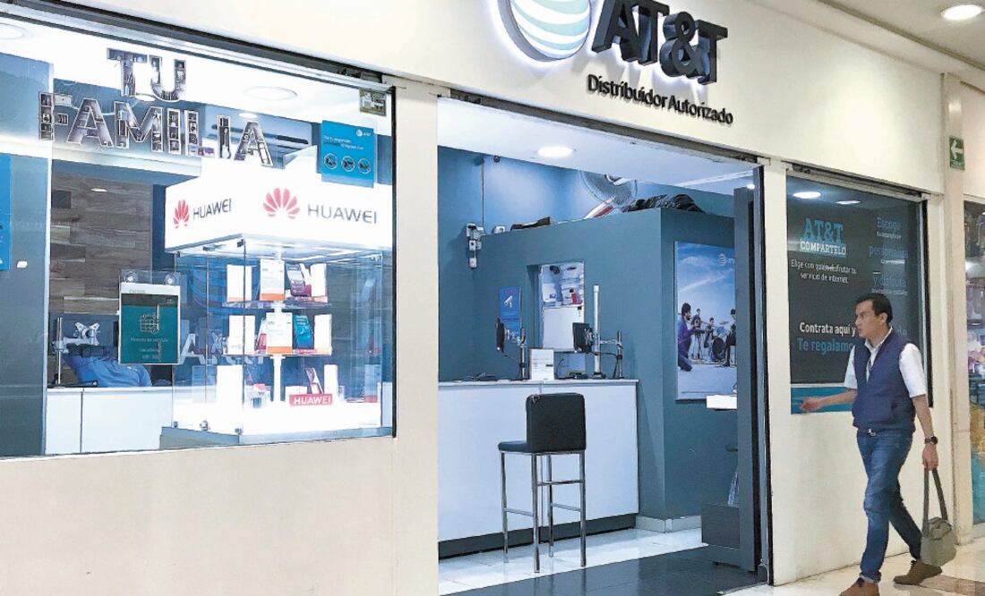 AT&T tuvo la mayor cantidad de portaciones no consentidas, con 493 casos. Foto: ARCHIVO EL UNIVERSAL
