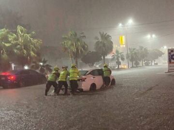Lluvias causan inundaciones en municipios del Istmo de Oaxaca; prevén tormentas fuertes este viernes 6 de junio