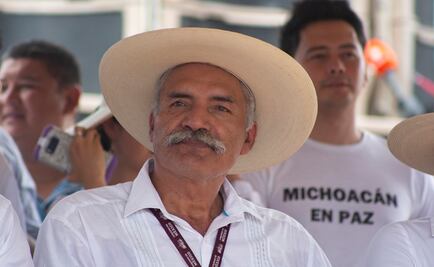 Oposición en Senado pide imponer medidas a Mireles tras llamar "pirujas" a derechohabientes