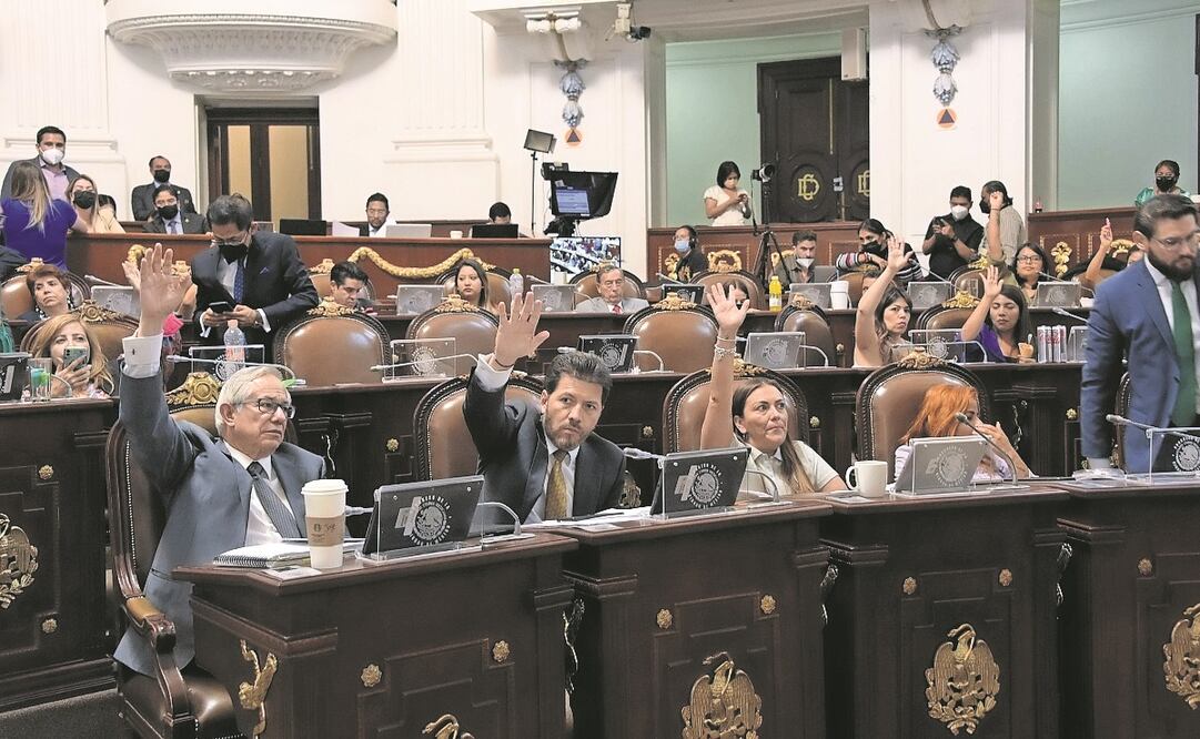 En el último día de sesiones del periodo ordinario, el Congreso capitalino dio su aval a la iniciativa enviada por la jefa de Gobierno, Claudia Sheinbaum, que entrará en vigor al día siguiente de que sea publicada. Foto: Especial