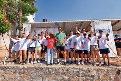 Stefanos Tsitsipas aporta para la reconstrucción en Acapulco