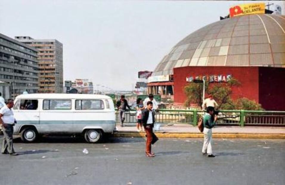 La estación que es conocida por el domo de una plaza de toros