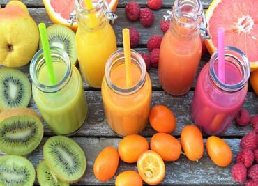 Jugos para beber en ayunas y bajar de peso