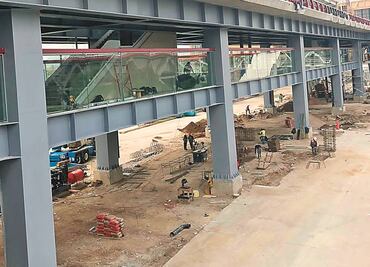 Ultiman detalles en la construcción del Trolebús Elevado