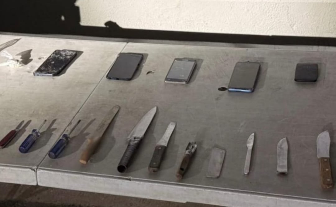 Objetos confiscados dentro del penal de Culiacán (04/11/2025). Foto: Especial