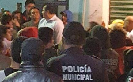 Retienen por varias horas a edil de Hidalgo