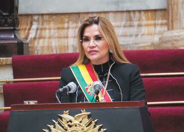 Áñez se baja de la contienda electoral