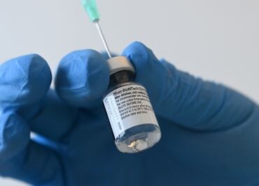 Walmart también venderá vacuna Covid-19 de Pfizer en sus farmacias en México