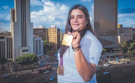 Andrea Becerra apunta al bicampeonato mundial y a la plaza olímpica en 2027