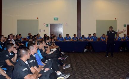 Árbitros mexicanos reciben capacitación previo al Apertura 2019