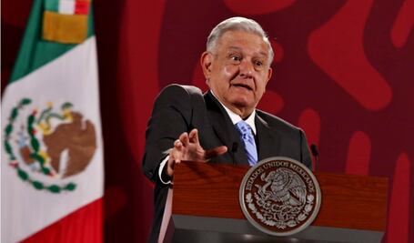AMLO revela que sus hijos sufrieron acoso por parte de espías para obtener información privada 