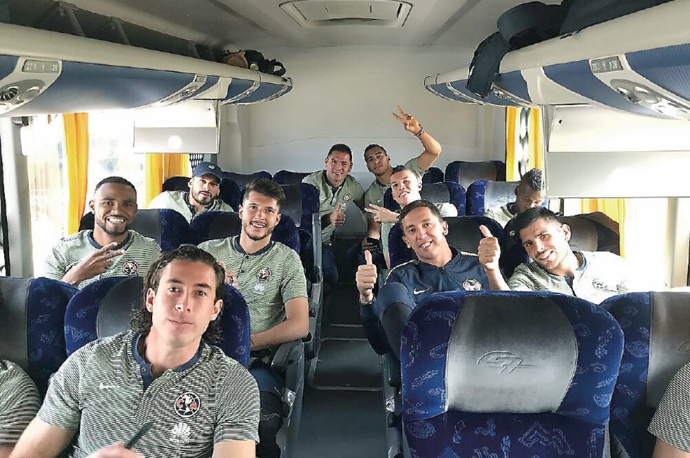 América viajó ayer a Tijuana para encarar un duelo ante Xolos que se espera con constantes llegadas (TWITTER)
