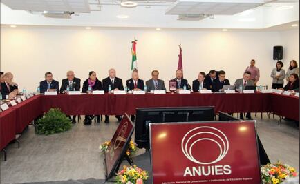 ​Promete SEP a universidades acelerar subsidios
