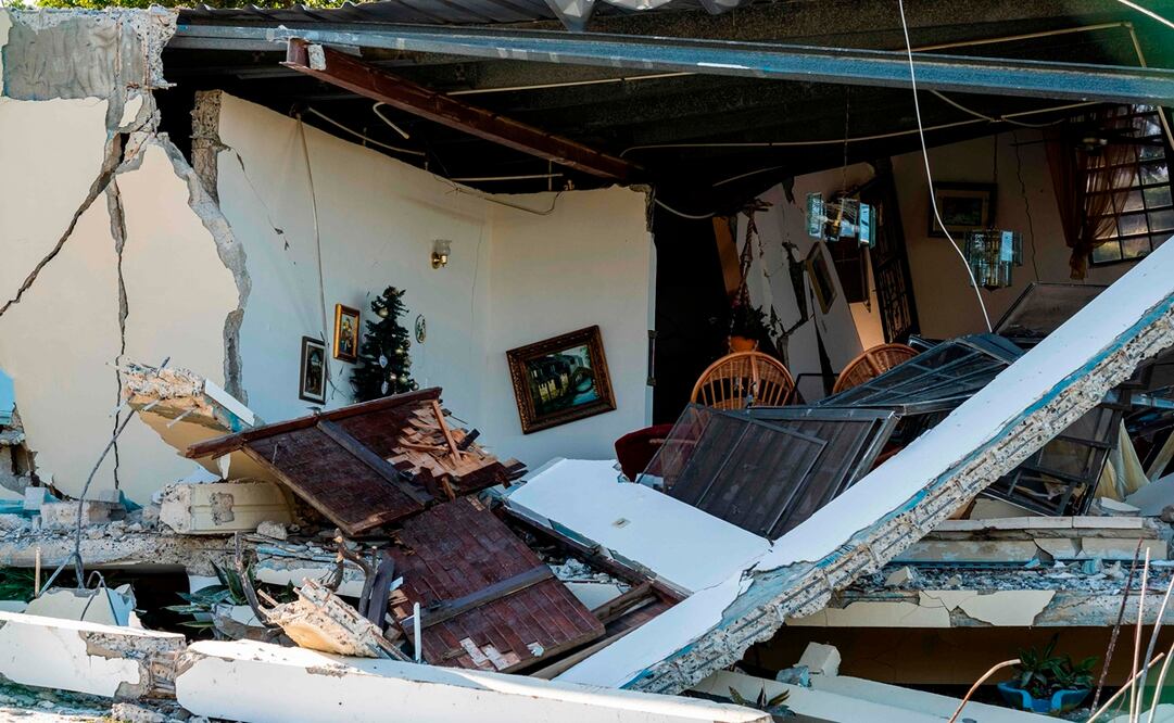 Unas 5 mil personas están viviendo en refugios al aire libre en el sur de Puerto Rico. Foto: AFP