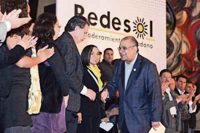 Se  integran ciudadanos al partido del sol azteca