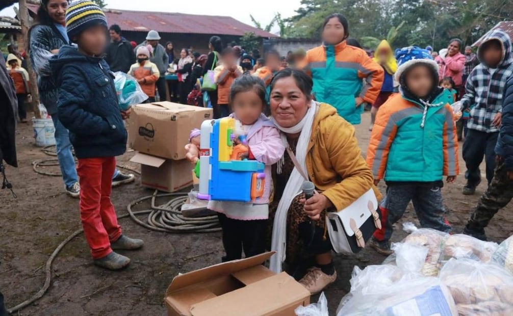 La familia había asistido a Salinas Cruz a llevar comida y juegues (29/12/2025). Foto: Especial