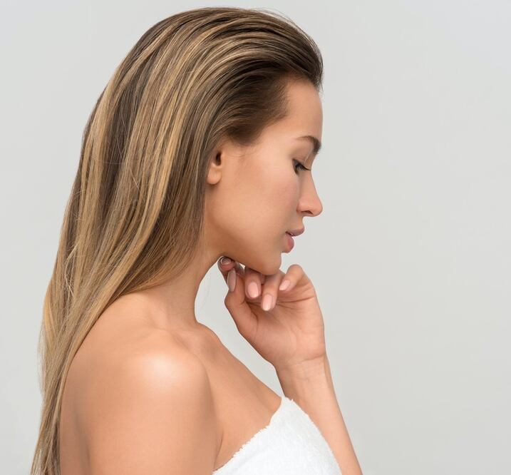 Mejora el aspecto de tu pelo con estos tratamientos naturales / Foto: Pexels