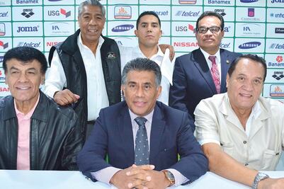 Medallistas piden ser restituidos