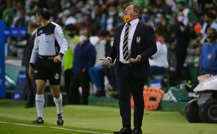 Miguel Herrera se responsabiliza por eliminación de Tigres, "Me equivoqué en los cambios"