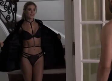 Fernanda Castillo en diminuta lencería y candente en "El Señor de los Cielos"