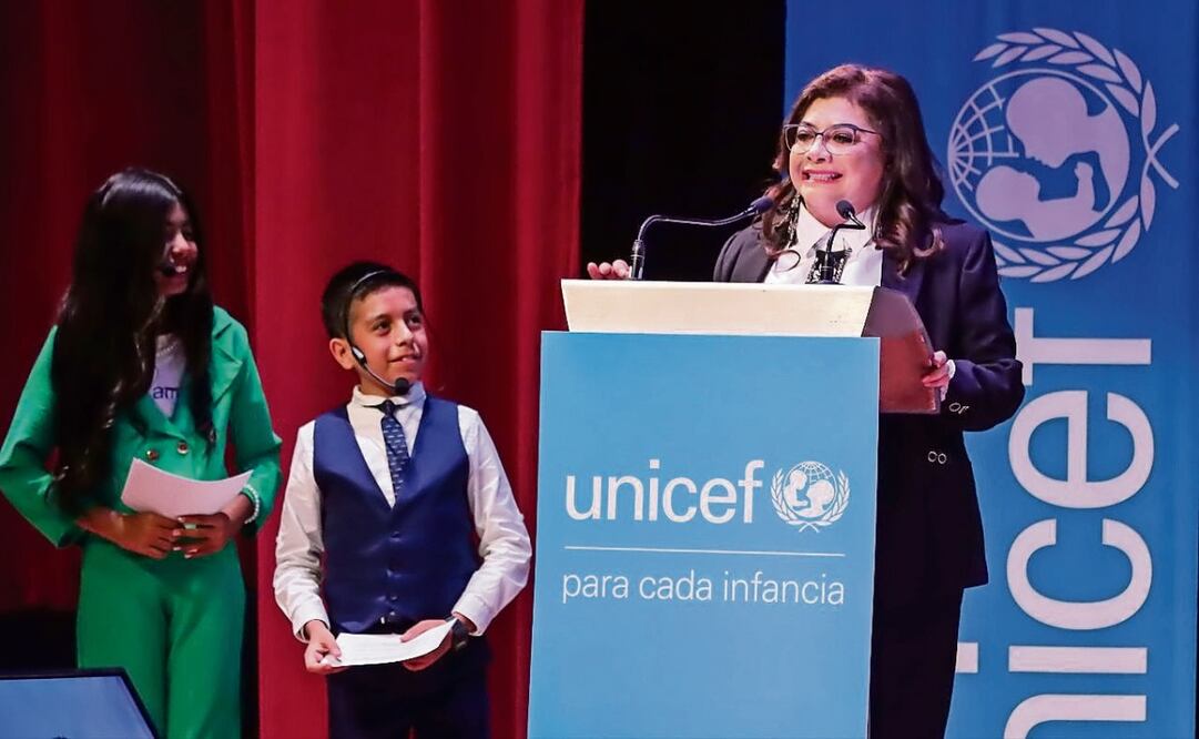 Clara Brugada participó ayer como invitada en la presentación de la propuesta Un buen sexenio para la niñez, que organizó la UNICEF. Foto: Especial
