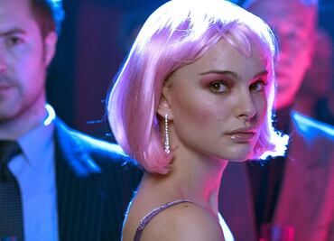 4 famosos que se arrepienten de participar en escenas sin ropa