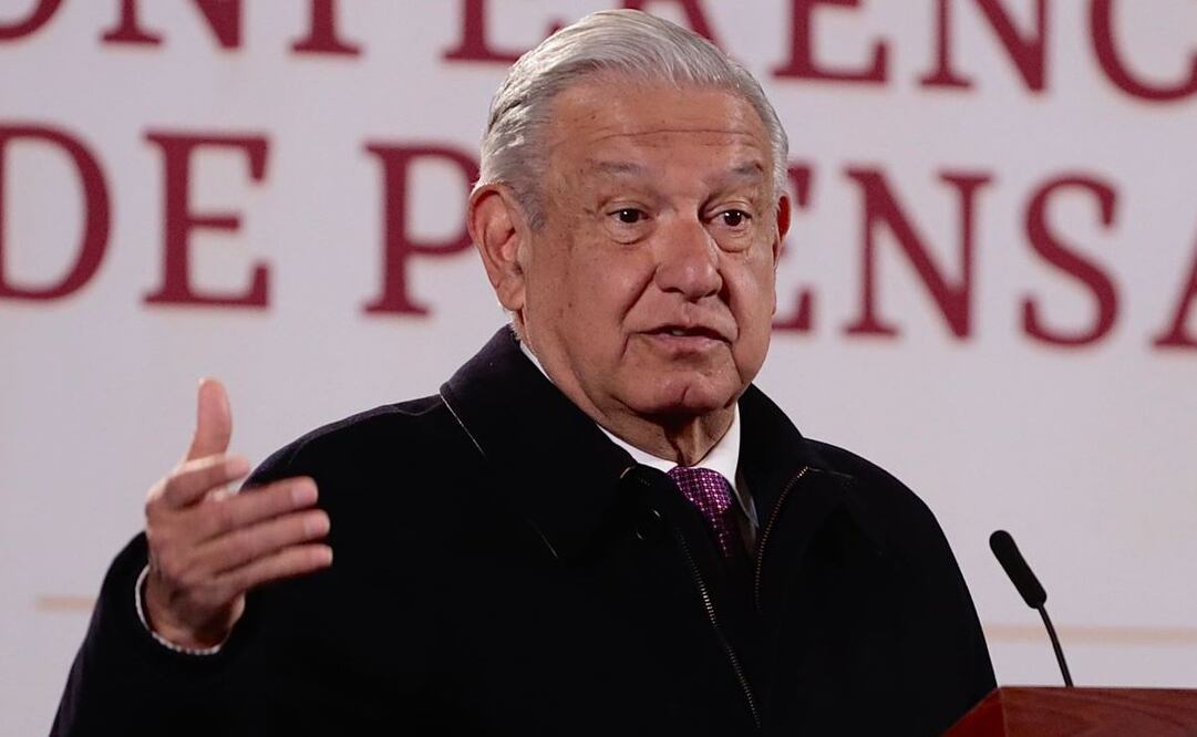López Obrador criticó que las empresas españolas Repsol e Iberdrola contraten políticos, como lo hace Femsa en México. Foto: Berenice Fregoso / EL UNIVERSAL 