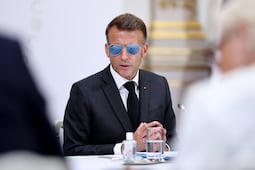 Macron sale en defensa de Kylian Mbappé tras los ataques racistas de una senadora paraguaya