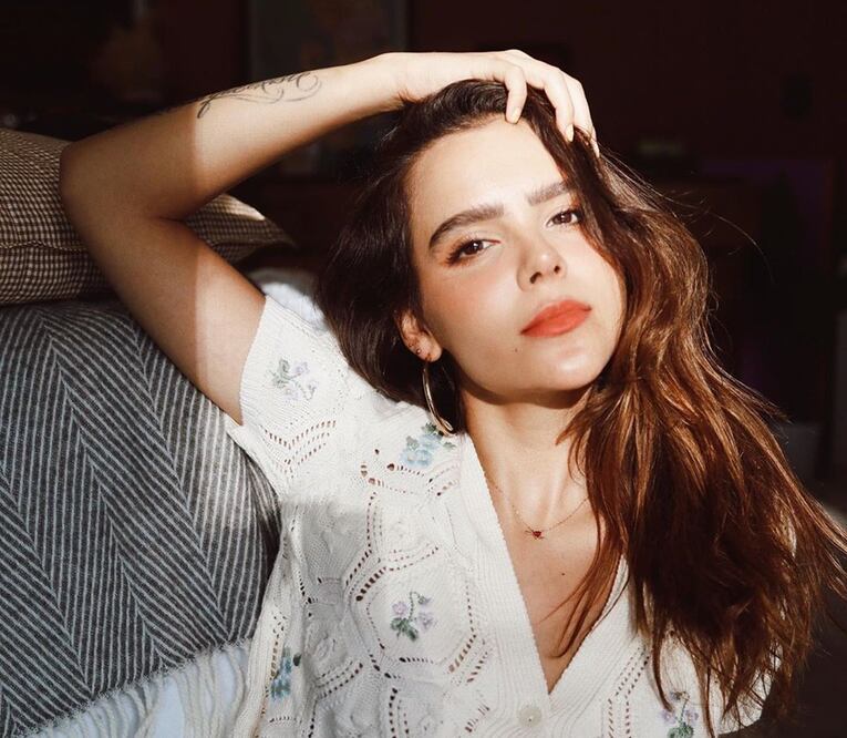 La influencer destaca por su estilo único y sus consejos de belleza / Foto: Instagram @yuyacst