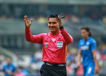 Fernando Guerrero con su primera misión en Polonia