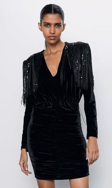 Los vestidos de terciopelo son los grandes ganadores para lucir espectacular en Navidad